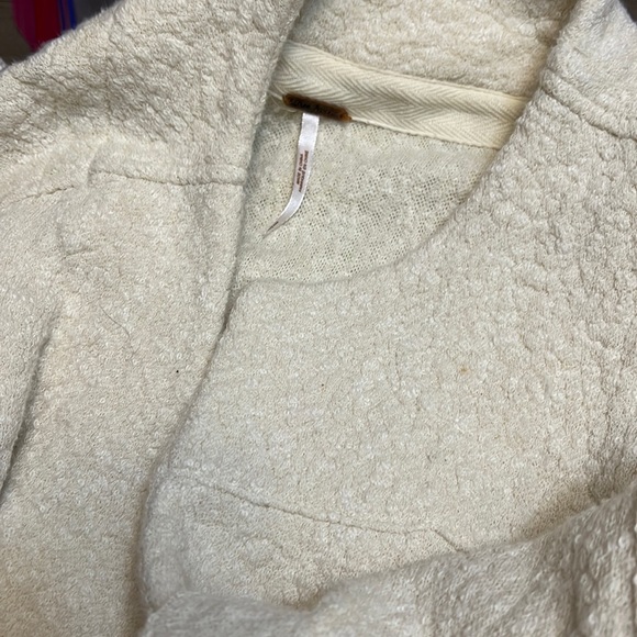 FREE PEOPLE OVERSIZED CREAM TEXTURED LONG SWEATER SMALL - Picture 14 of 14